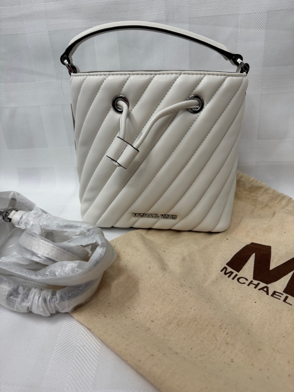 Michael Kors Suri Optic White Quilted Drawstring Bucket Bag w/ Detachable Strap